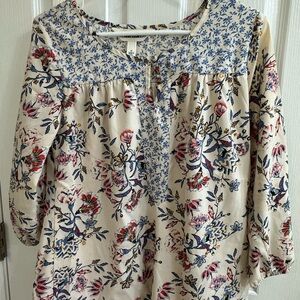 Silky blouse. So beautiful!